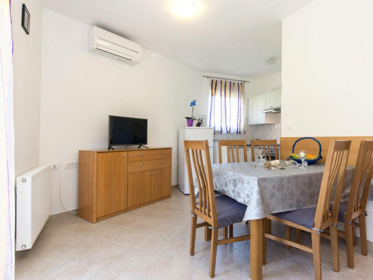 Apartment Andrea - Mod140 By Interhome Martina Exterior photo